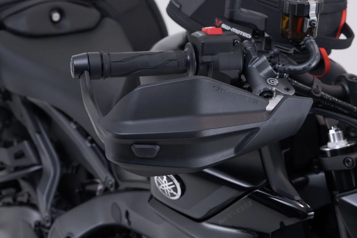 HANDGUARD KIT ADVENTURE ΓΙΑ YAMAHA MT-09 ABS '23–'25 | SW-MOTECH-HDG.00.220.34000/B