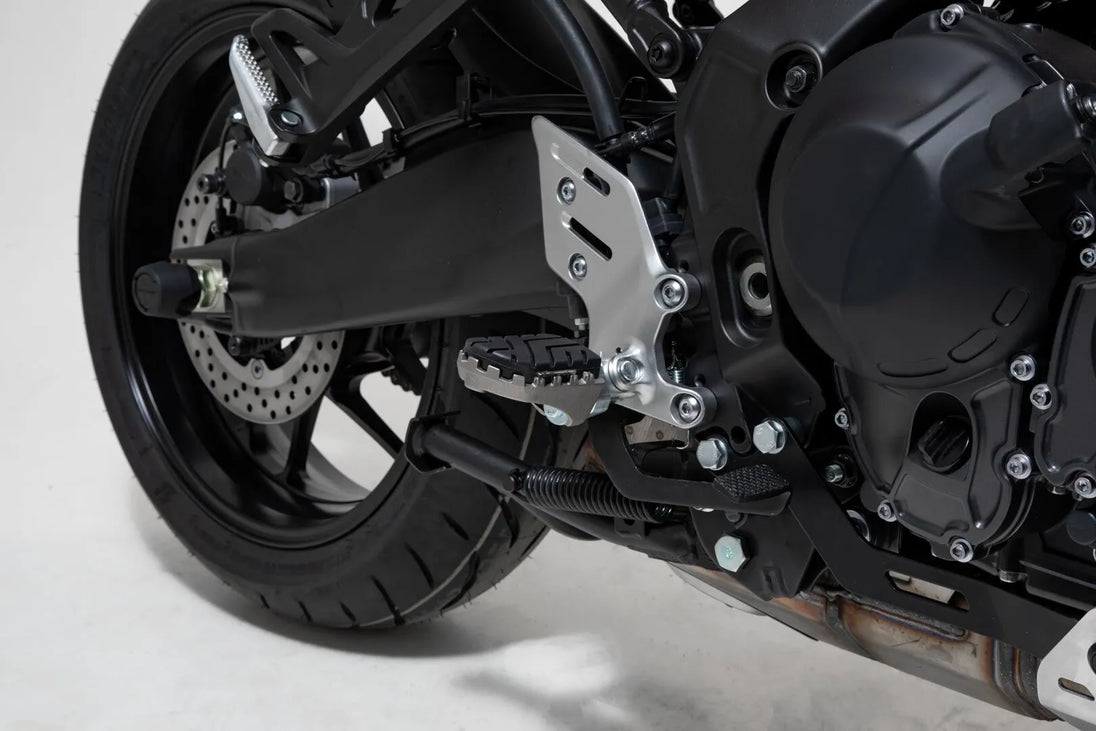 ION FOOTREST KIT ΓΙΑ YAMAHA MT-09 ABS / MT-09 GT ABS '21–'22 | SW-MOTECH-FRS.06.011.10300/S