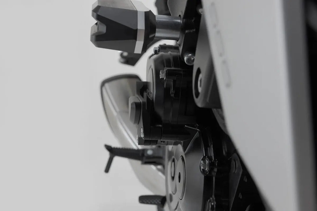 ENGINE CASE PROTECTOR ΓΙΑ SUZUKI GSX-S '15–'26 | SW-MOTECH-MSS.05.587.10101/B