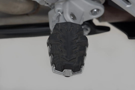 EVO FOOTREST KIT ΓΙΑ TRIUMPH TIGER 1200 ABS / TIGER 1200 GT ABS '22–'24 | SW-MOTECH-FRS.11.112.10600