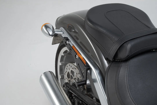 SLH SIDE CARRIER R ΓΙΑ Harley Davidson '17–'24 | SW-MOTECH-HTA.18.682.10600