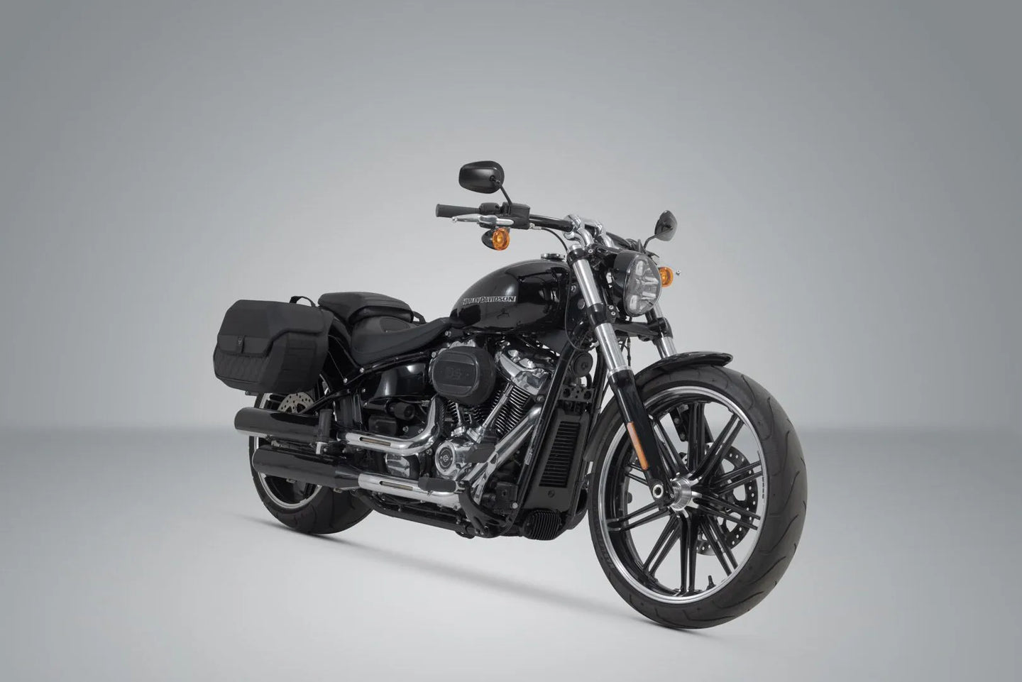 SLH SIDE CARRIER LH1 LEFT ΓΙΑ Harley Davidson '17–'23 | SW-MOTECH-HTA.18.682.11500
